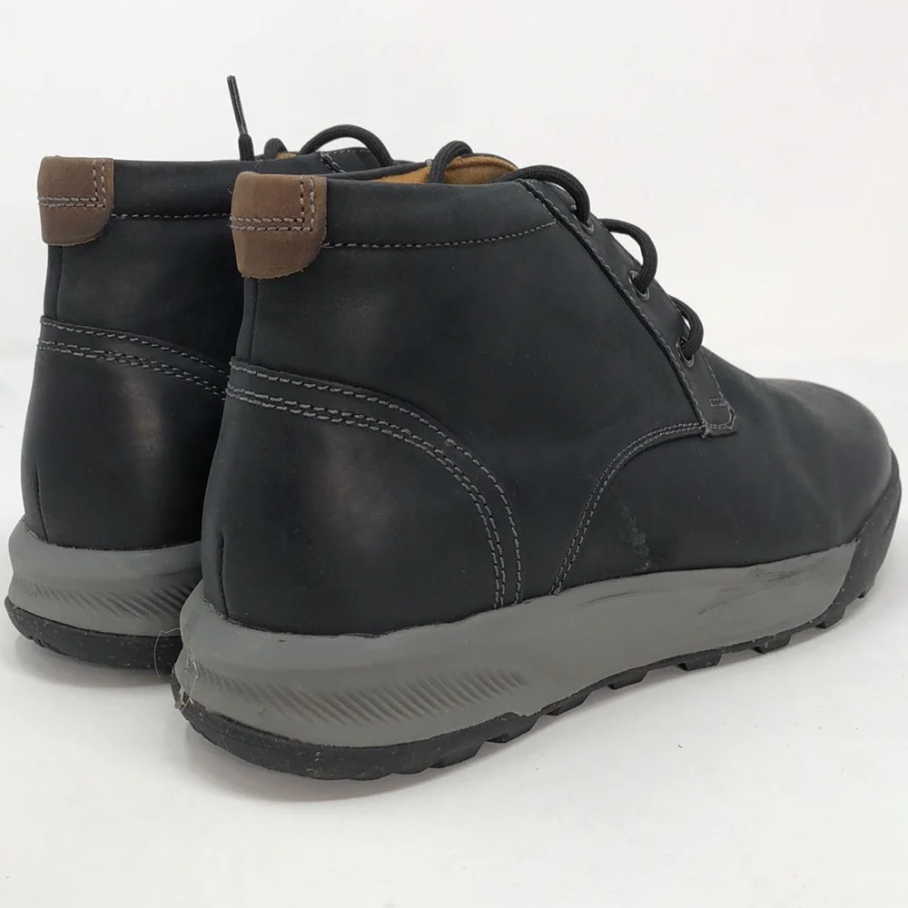 Florsheim Men’s Trailmax Black Leather Chukka Boots - Size 8.5 Wide